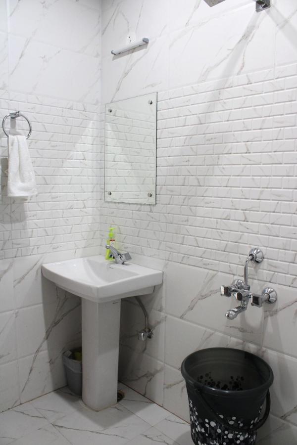 Him Aashrey B&B Homestay Shimla Bagian luar foto