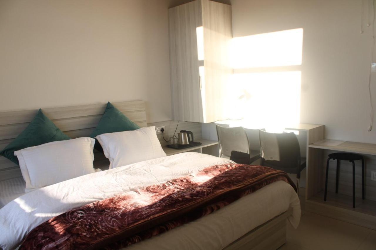 Him Aashrey B&B Homestay Shimla Bagian luar foto
